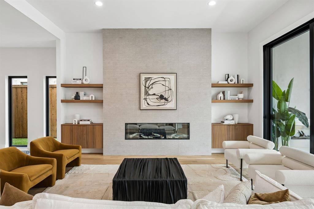 6231 Mccommas Boulevard, Dallas, TX 75214