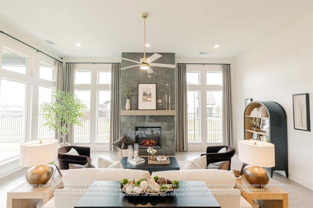 817 Monza Drive, Midlothian, TX 76065