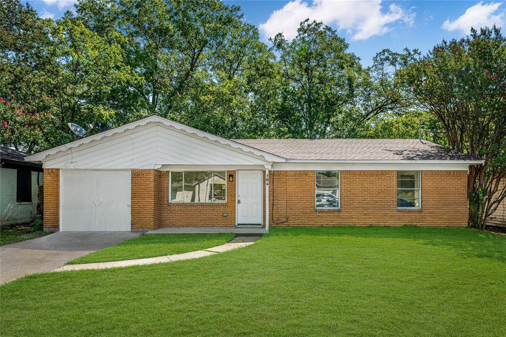 204 S Lillis Lane, Denison, TX 75020
