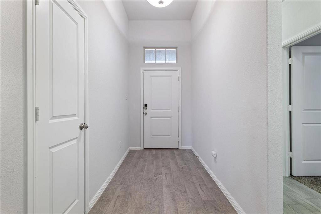 413 drowsy water Trail, Fort Worth, TX 76131