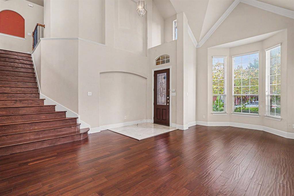1344 Valley Vista Drive, Irving, TX 75063