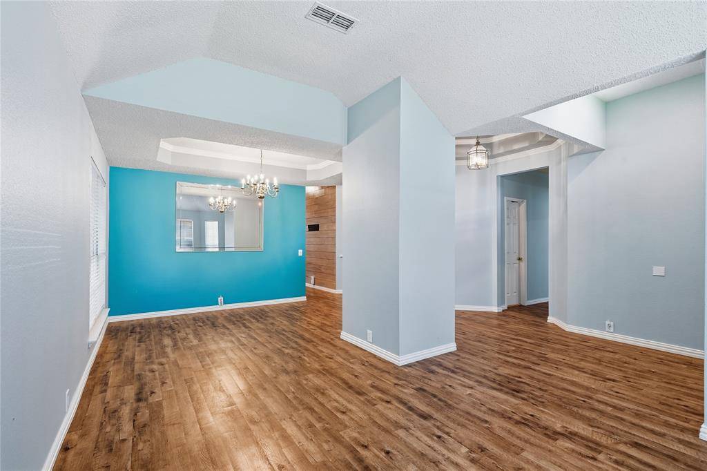 408 Pin Oak Trail, Keller, TX 76248