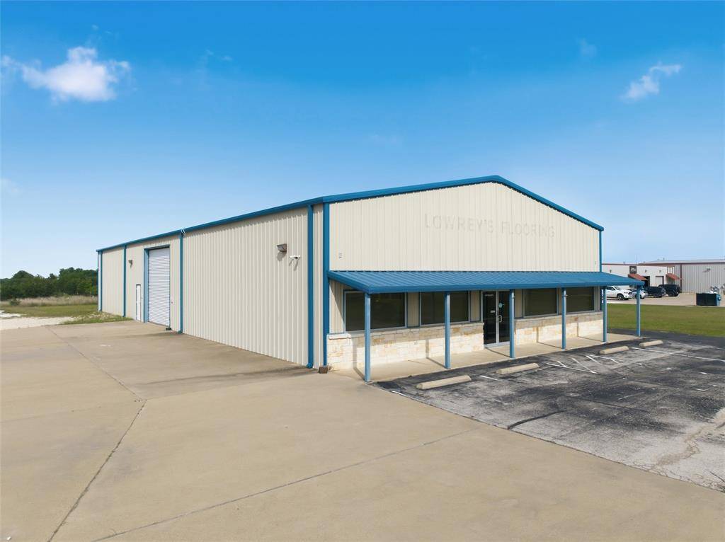6604 N State Highway 6, Woodway, TX 76712
