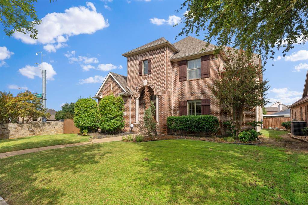 2241 Magic Mantle Drive, Lewisville, TX 75056