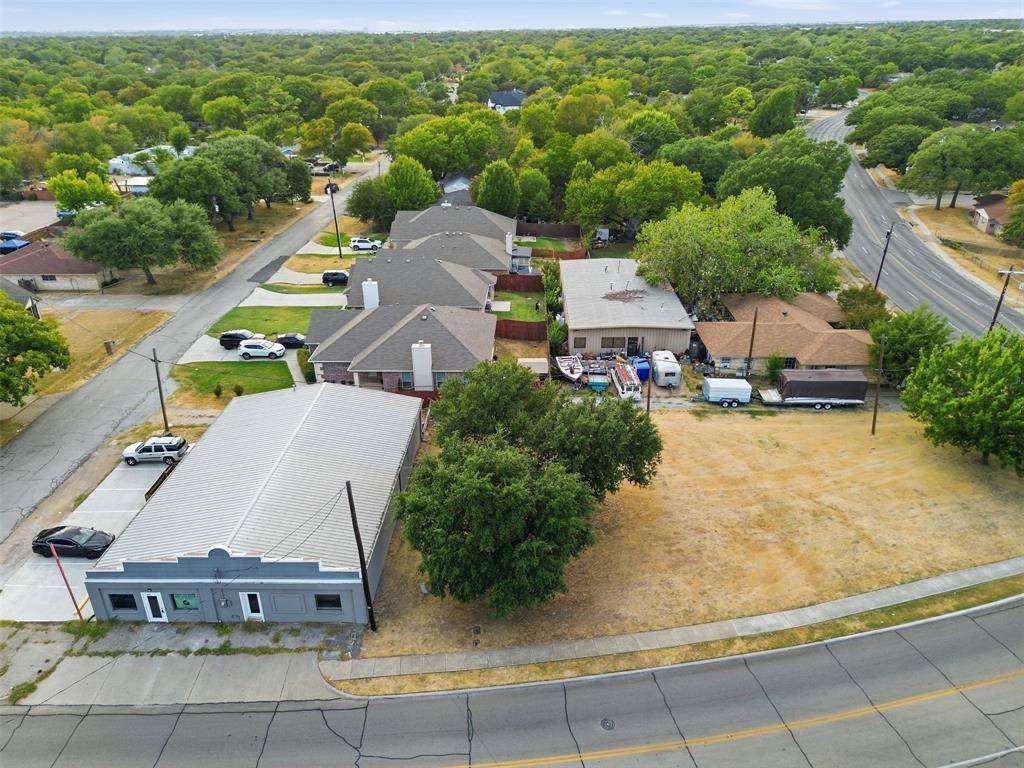 625-627 S Rogers Road, Irving, TX 75060