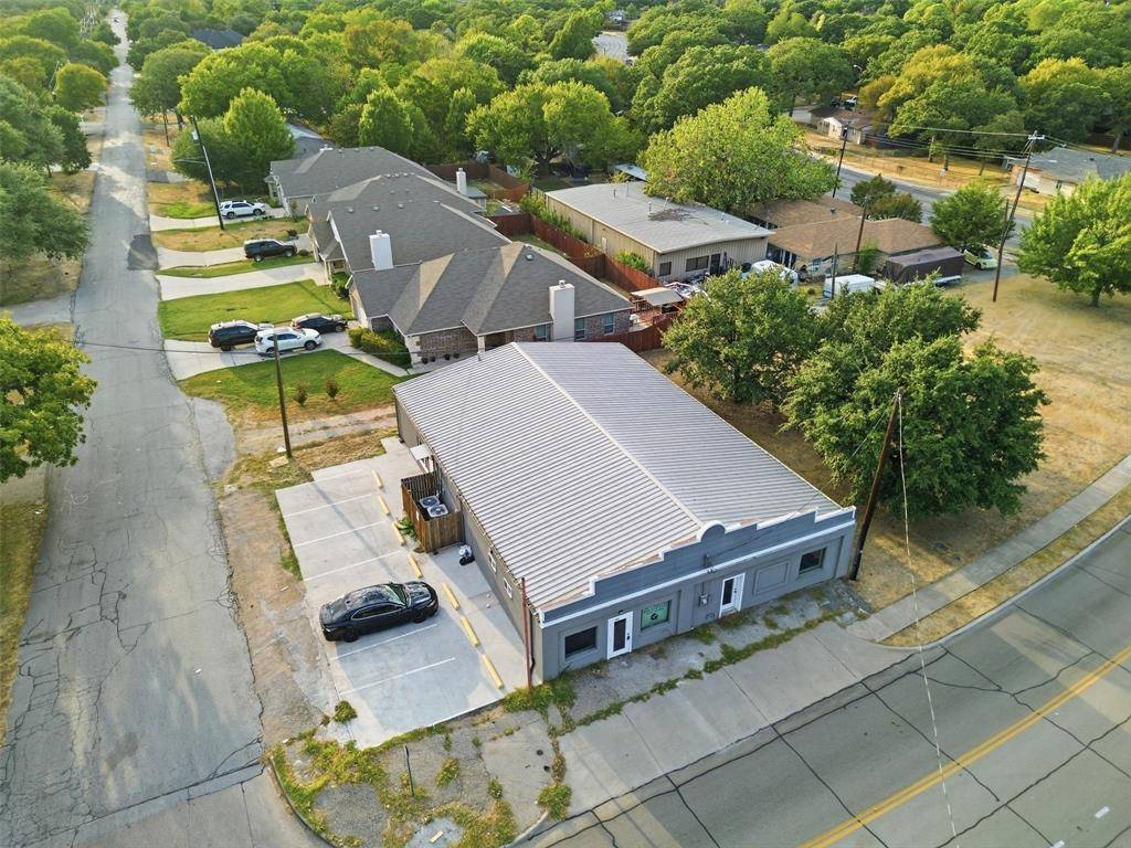 625-627 S Rogers Road, Irving, TX 75060