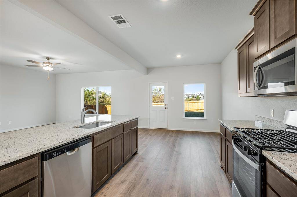 11156 Santana Drive, Fort Worth, TX 76108