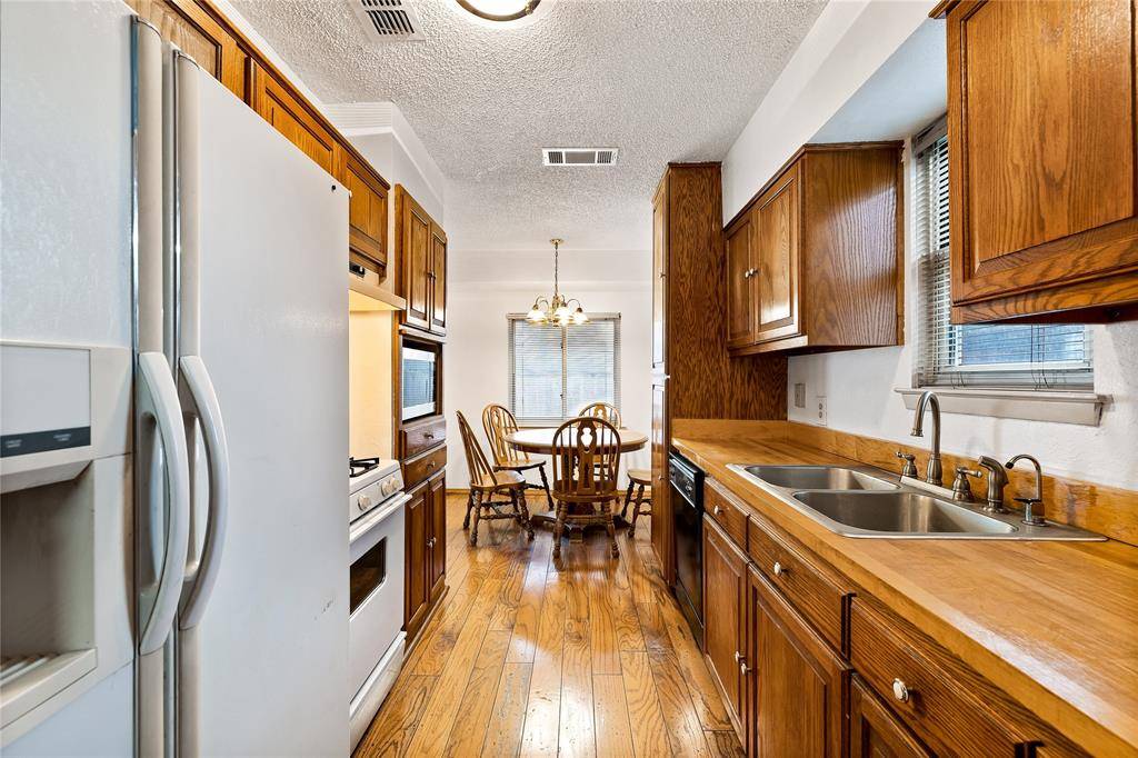 3826 Pendleton Court, Irving, TX 75062
