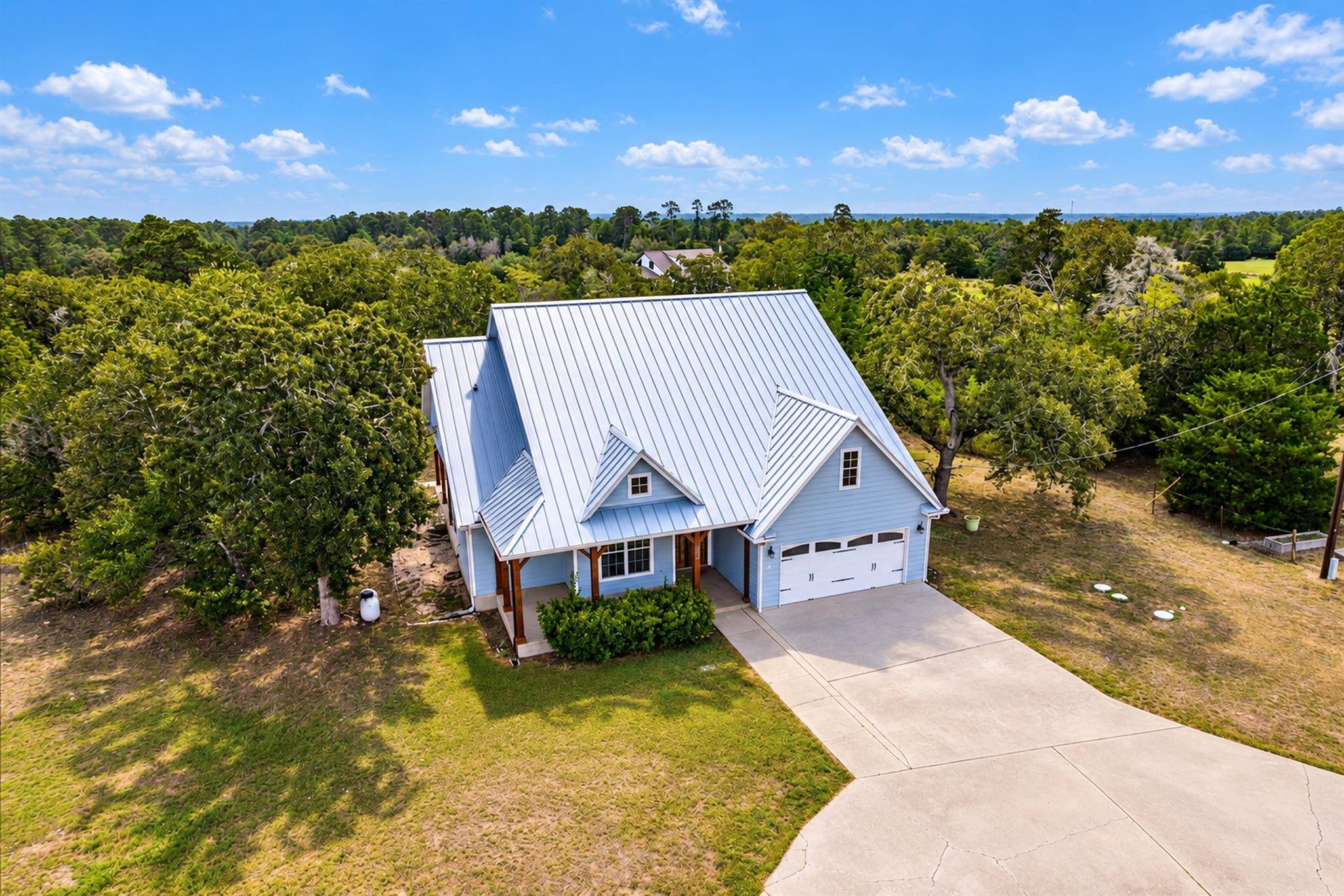 350 Owl Creek RD, Giddings, TX 78942