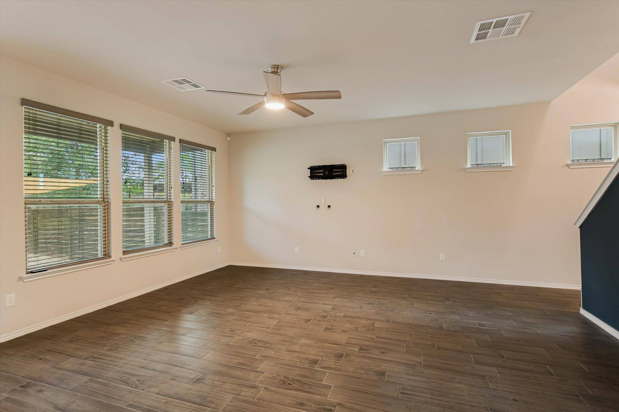 3651 Sandy Brook DR #302, Round Rock, TX 78665