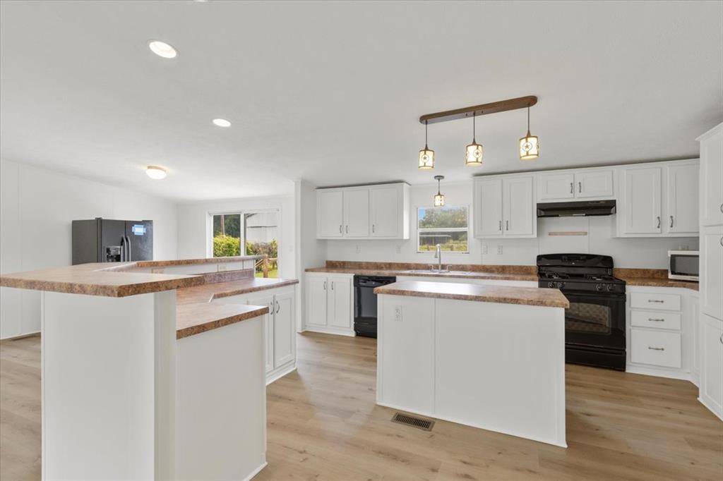 3063 County Road 484, Elgin, TX 78621