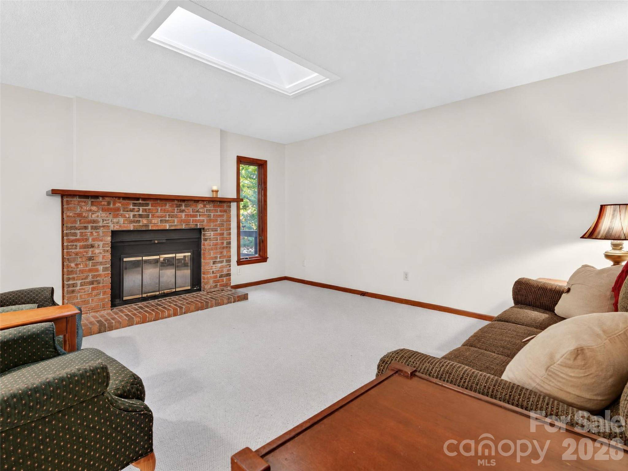 64 Surrey LN, Brevard, NC 28712