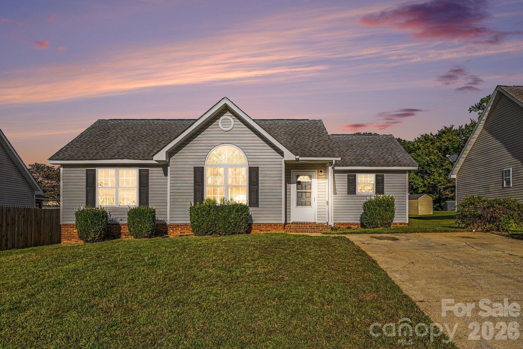 4415 Biesterfield DR, Charlotte, NC 28216