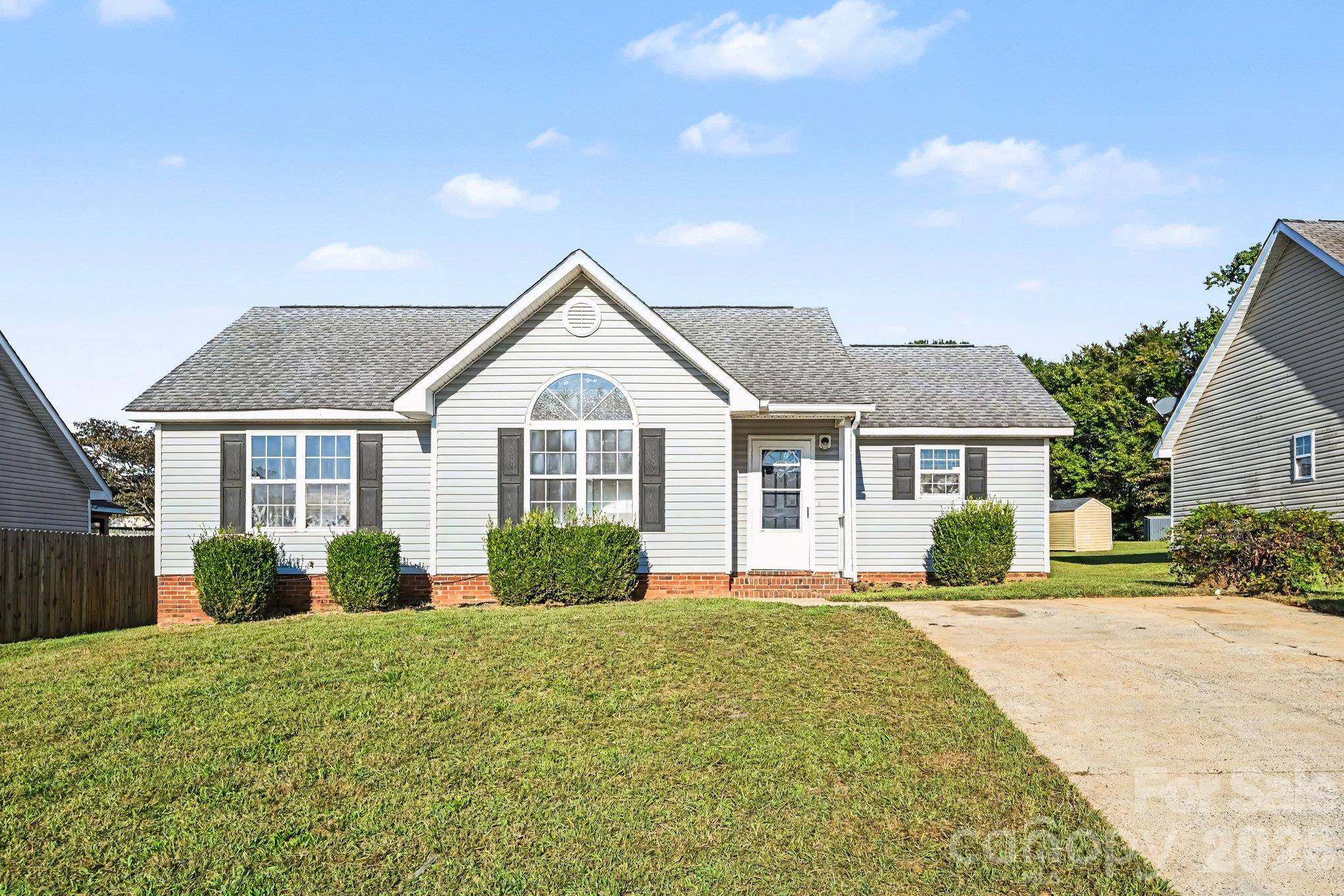 4415 Biesterfield DR, Charlotte, NC 28216
