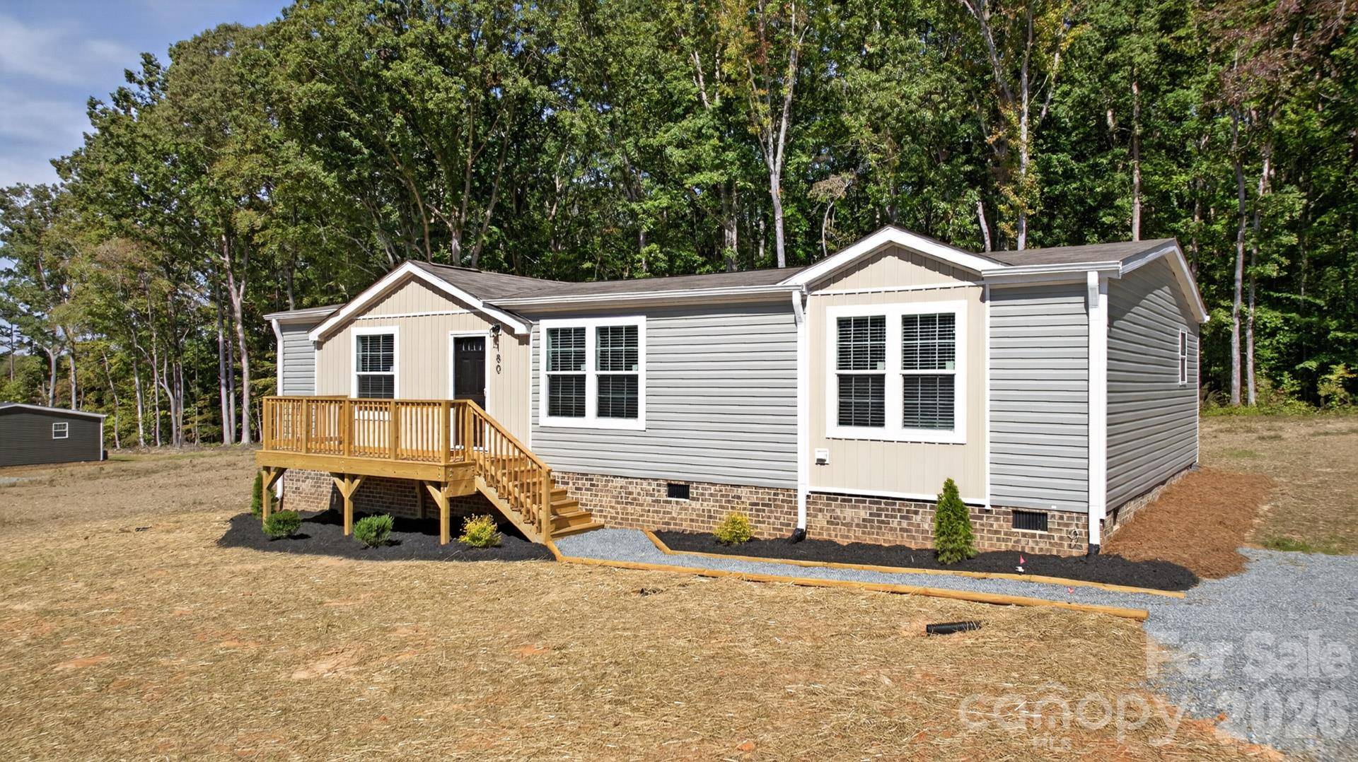 180 Christophers CT, Lexington, NC 27295
