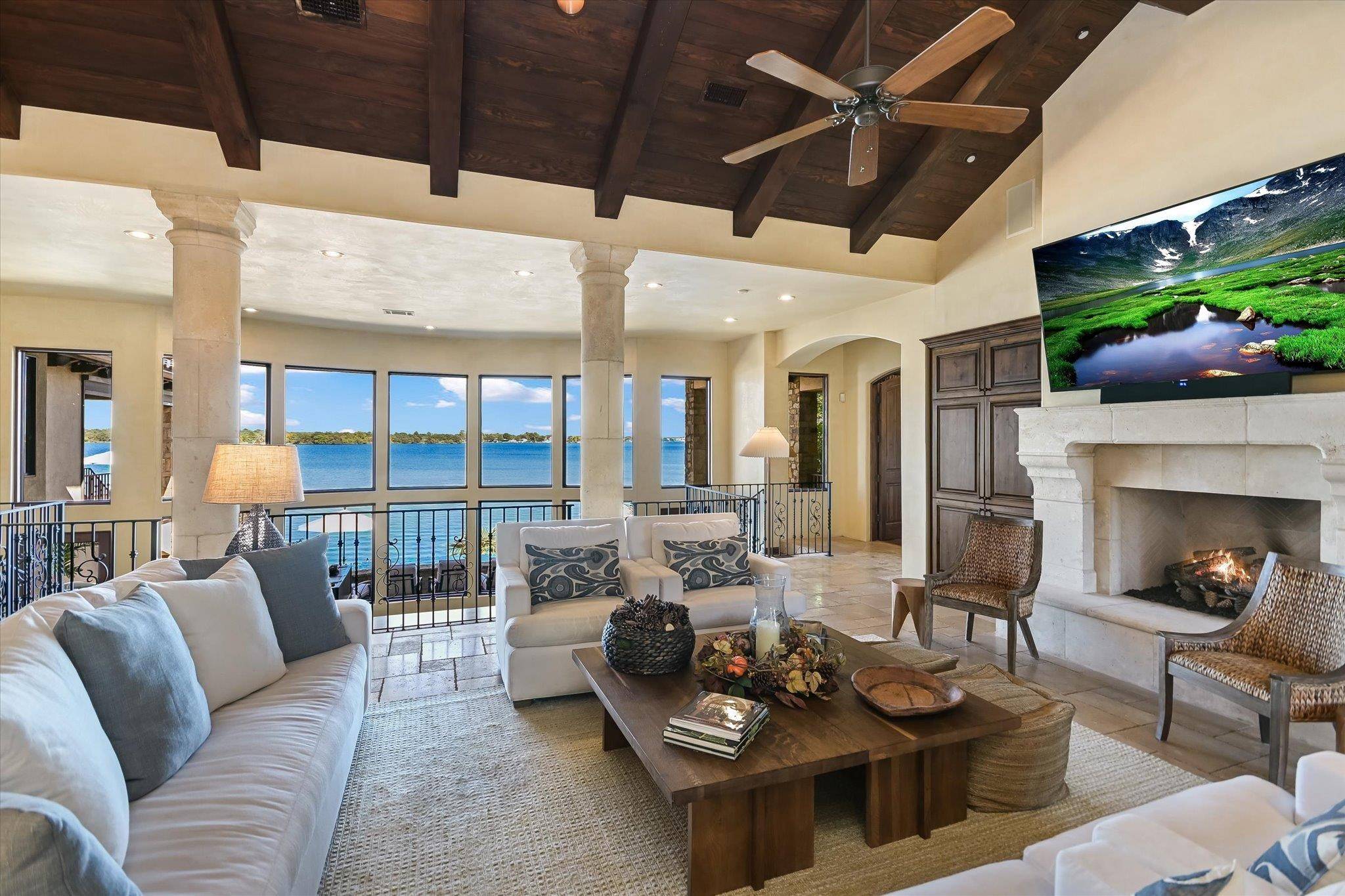 120 Applehead Island Dr., Horseshoe Bay, TX 78657