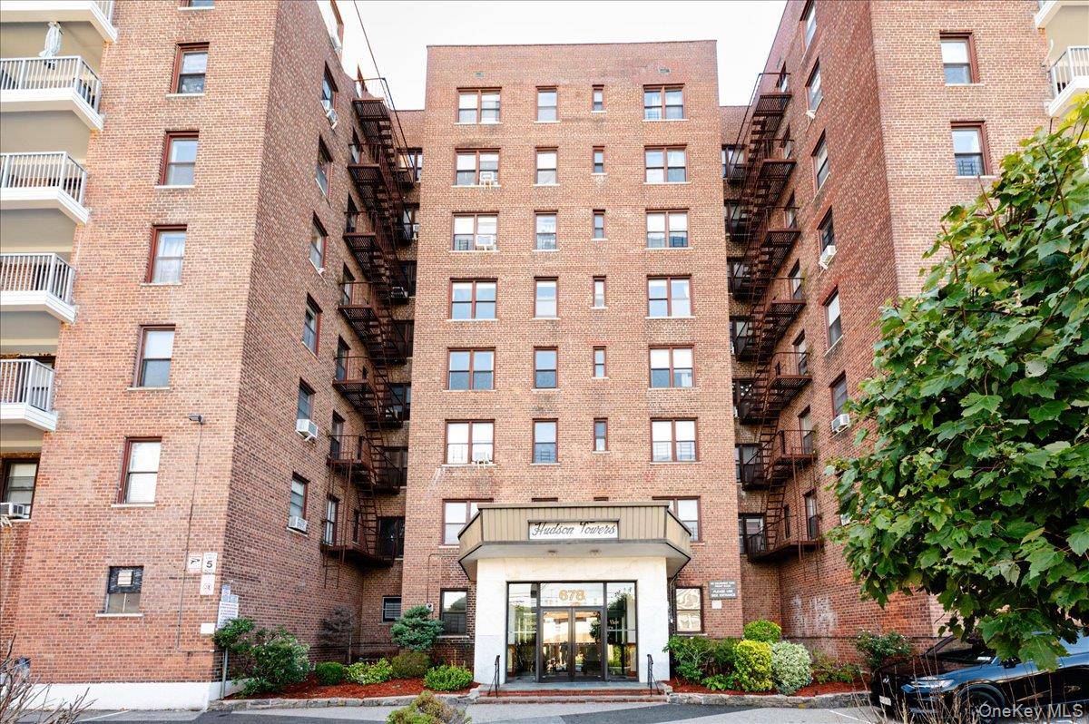 678 Warburton AVE #7I-7J, Yonkers, NY 10701