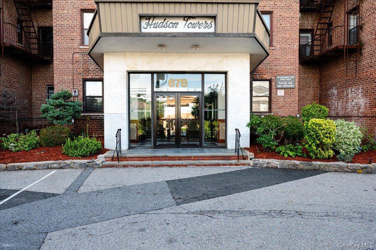 678 Warburton AVE #7I-7J, Yonkers, NY 10701