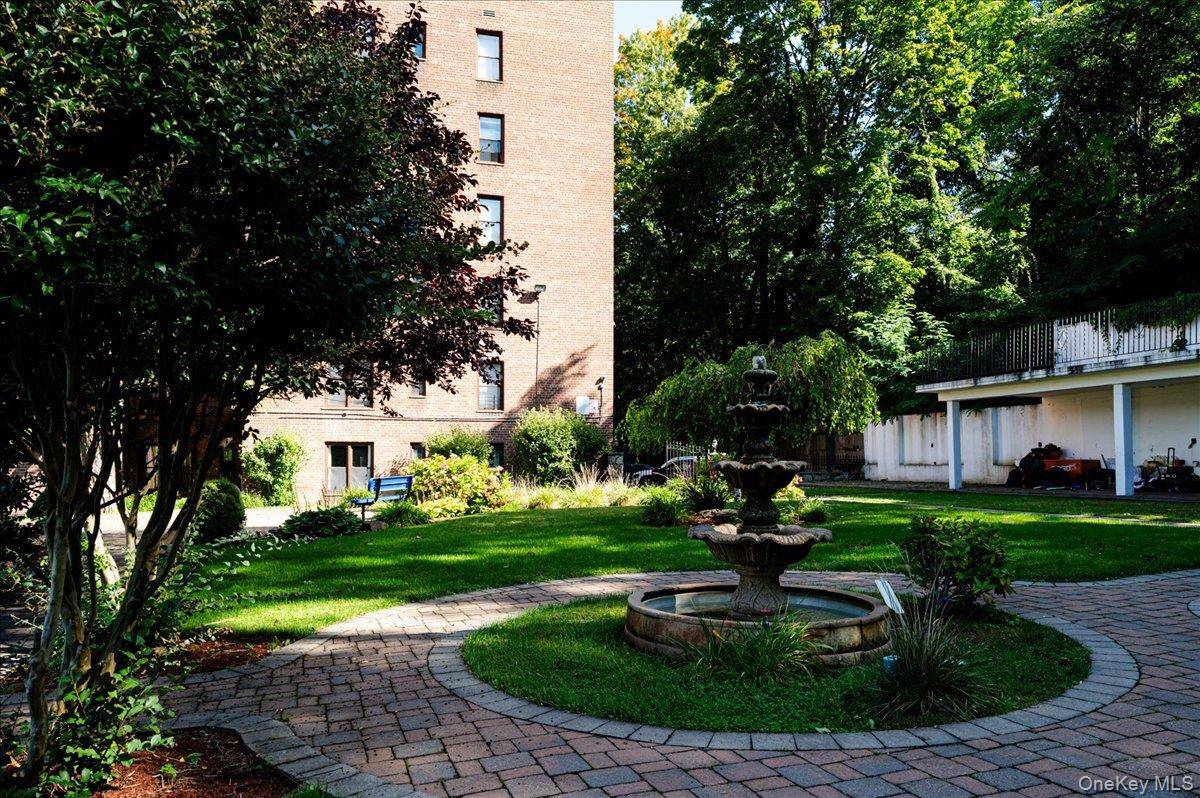 678 Warburton AVE #7I-7J, Yonkers, NY 10701