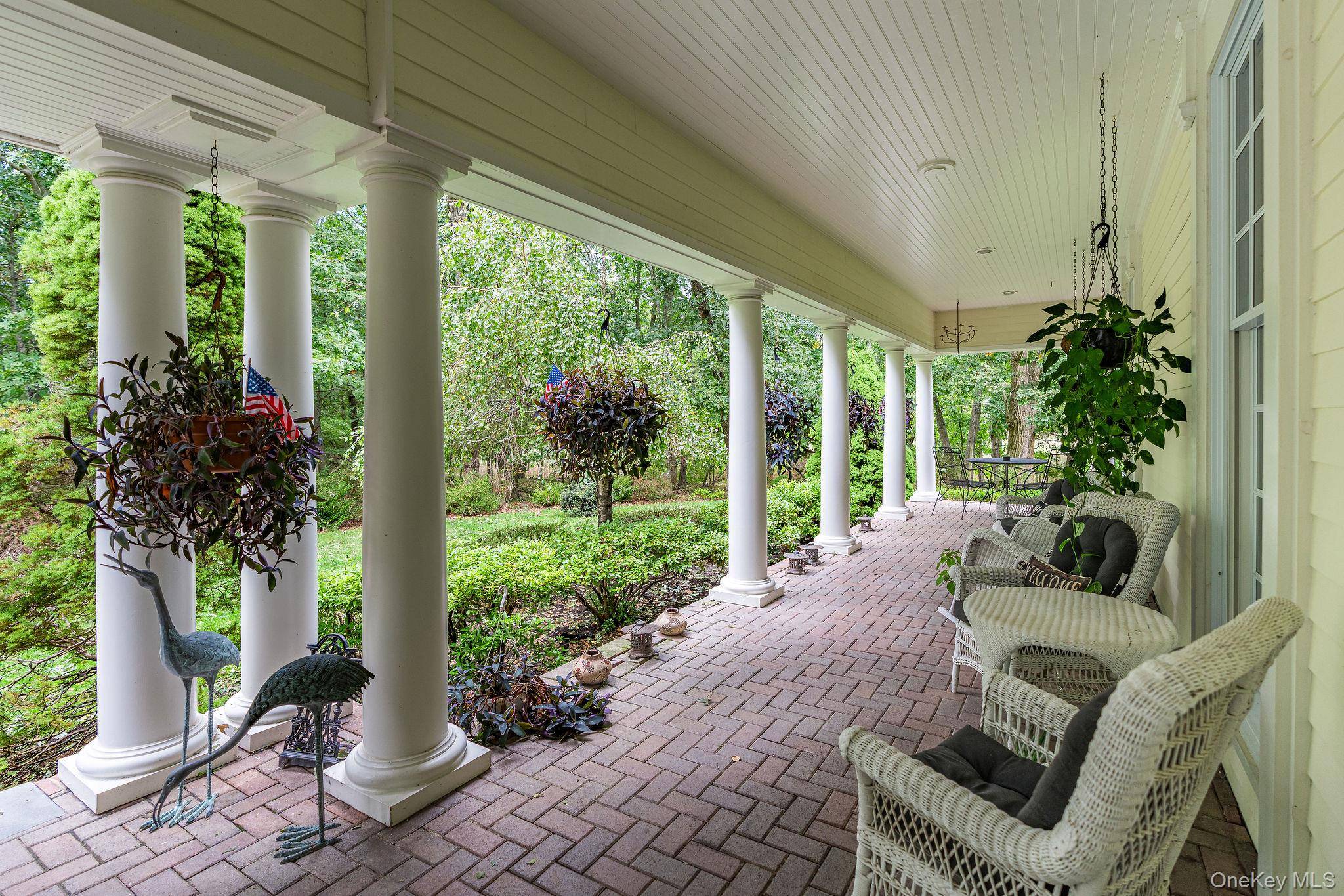 9680 N Bayview RD, Southold, NY 11971