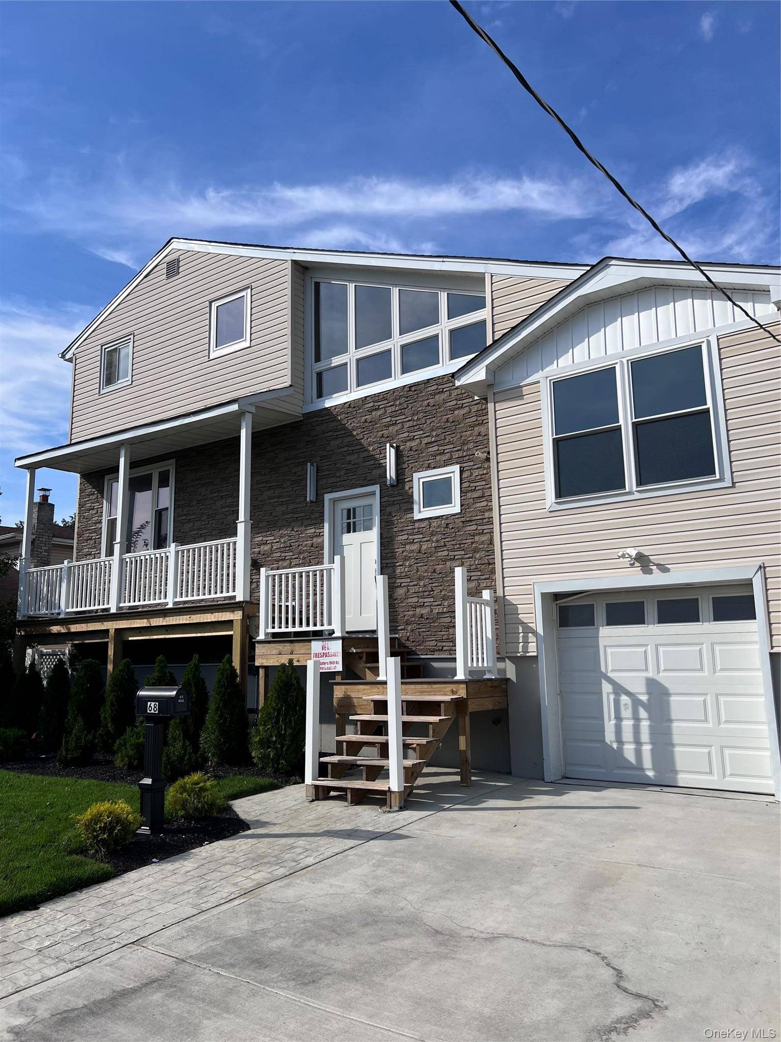 68 Ann DR, Freeport, NY 11520