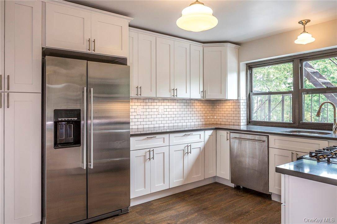 16 Studio Arcade #3B, Bronxville, NY 10708