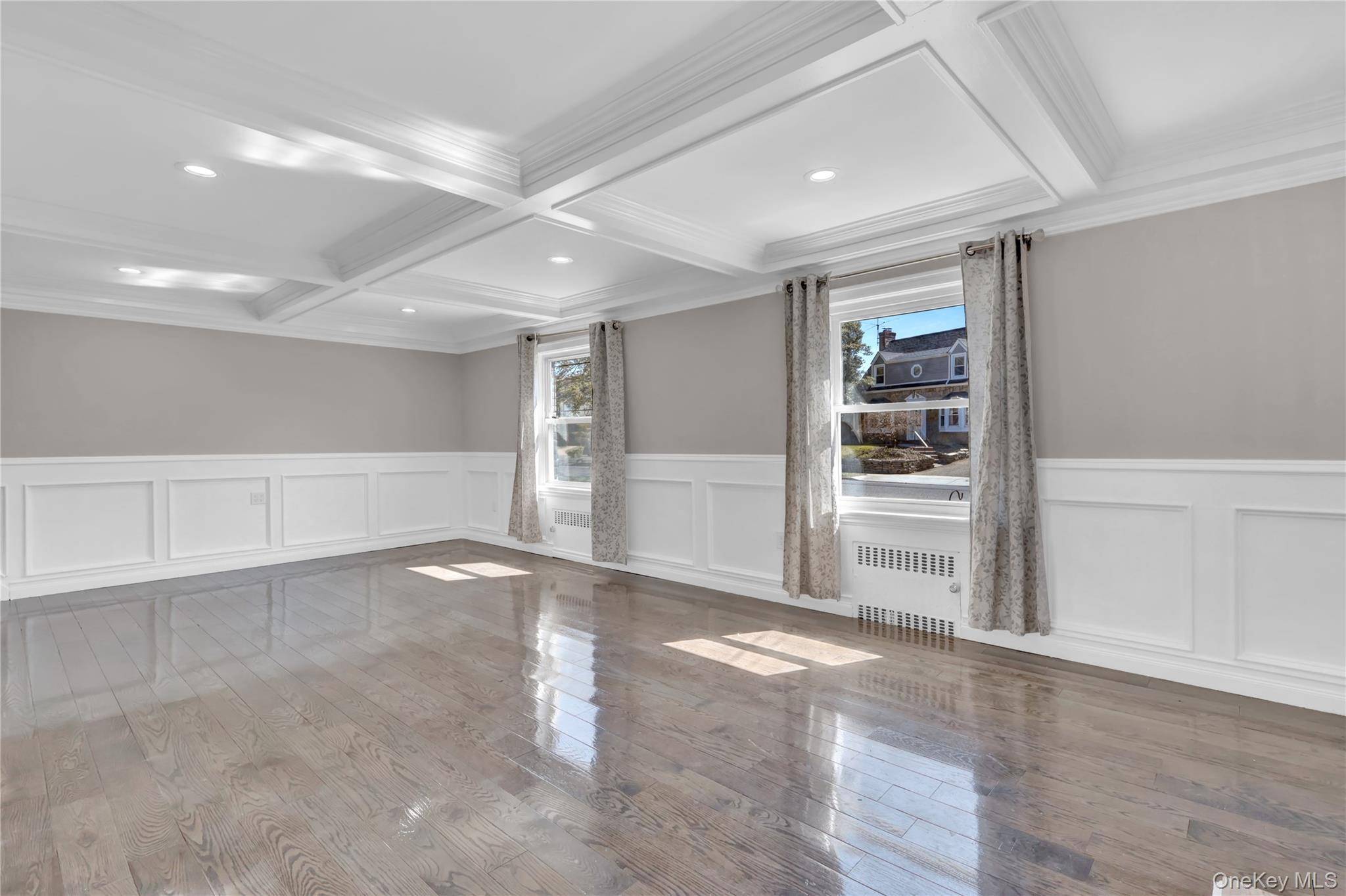 154 California AVE, Freeport, NY 11520