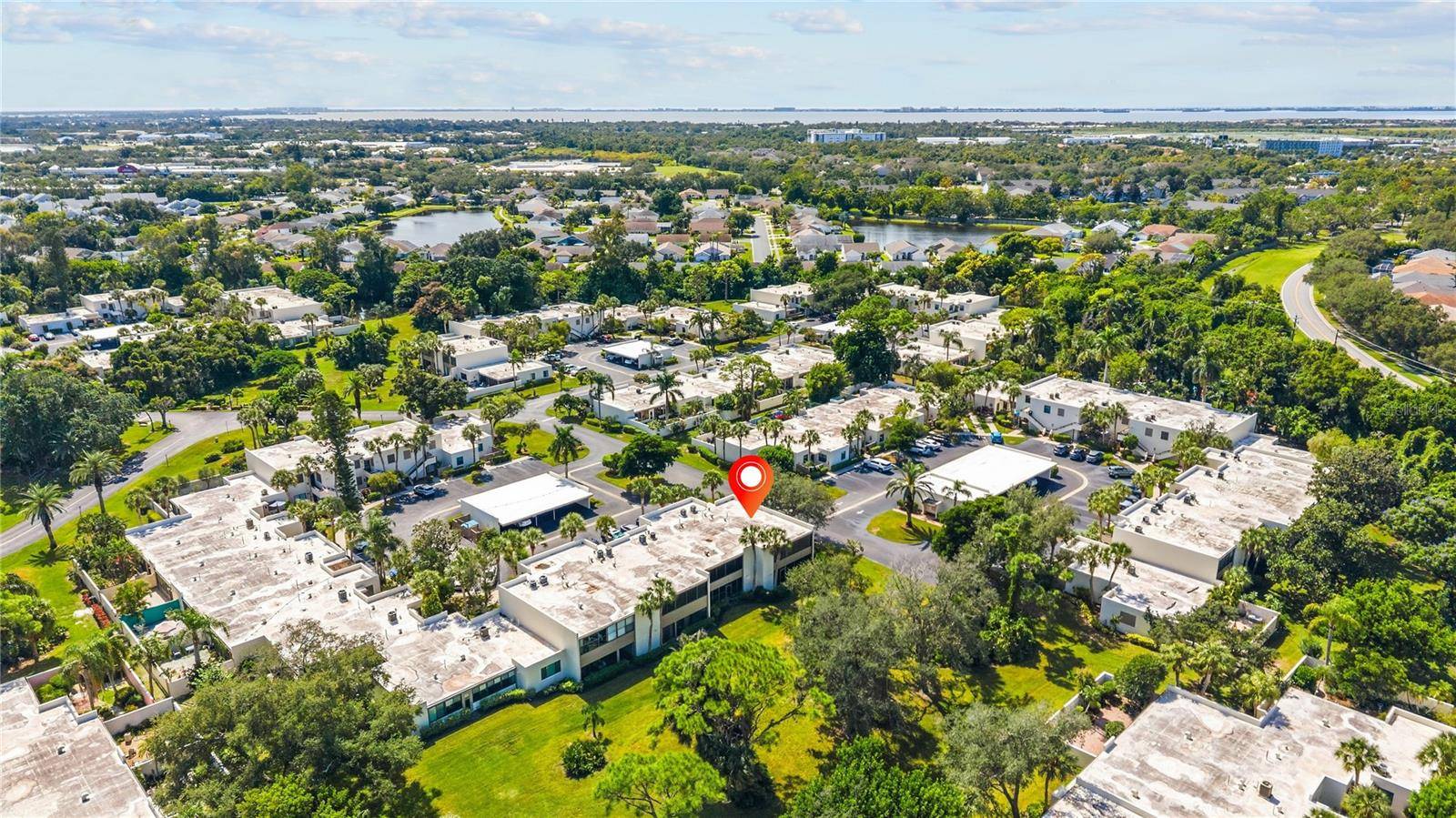 521 LAKESIDE DR, Bradenton, FL 34210