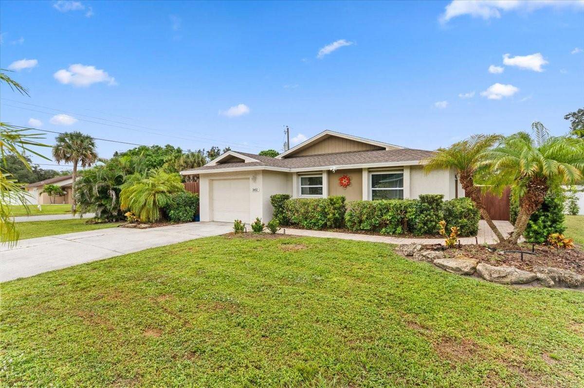 3452 BAY ST, Sarasota, FL 34237