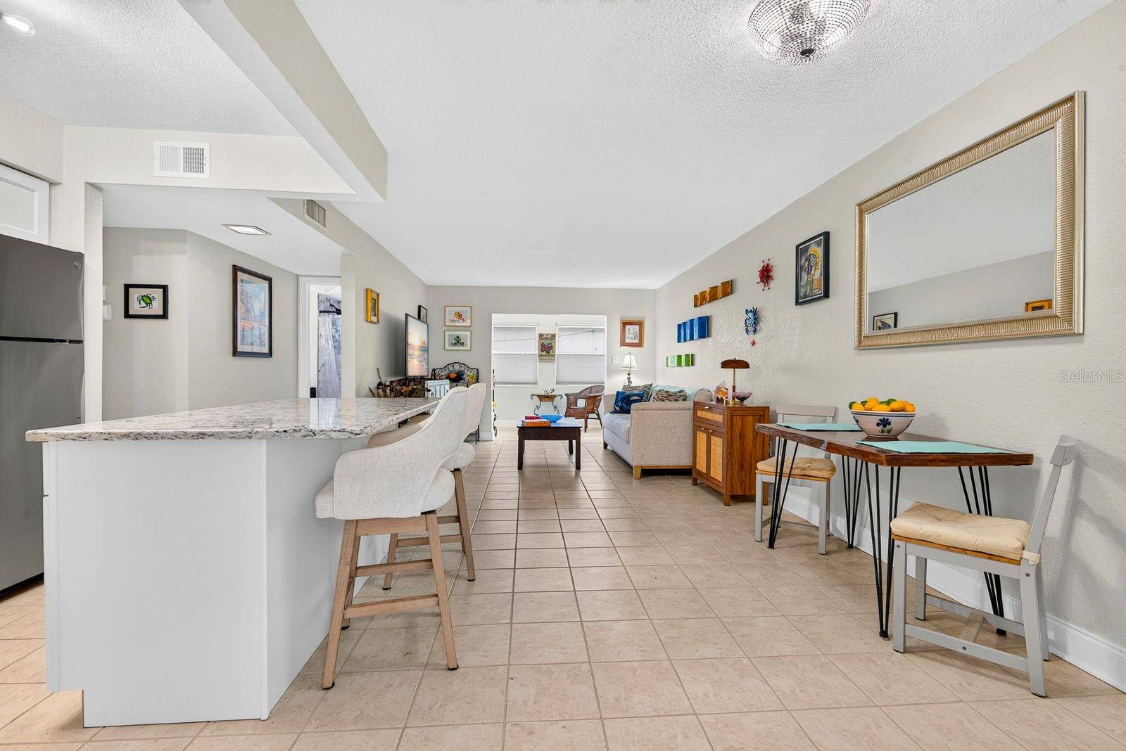 611 GULF DR N #A14, Bradenton Beach, FL 34217