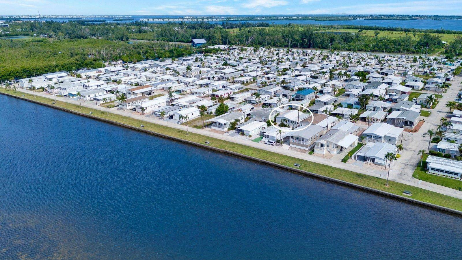 10315 CORTEZ RD W #7F, Bradenton, FL 34210