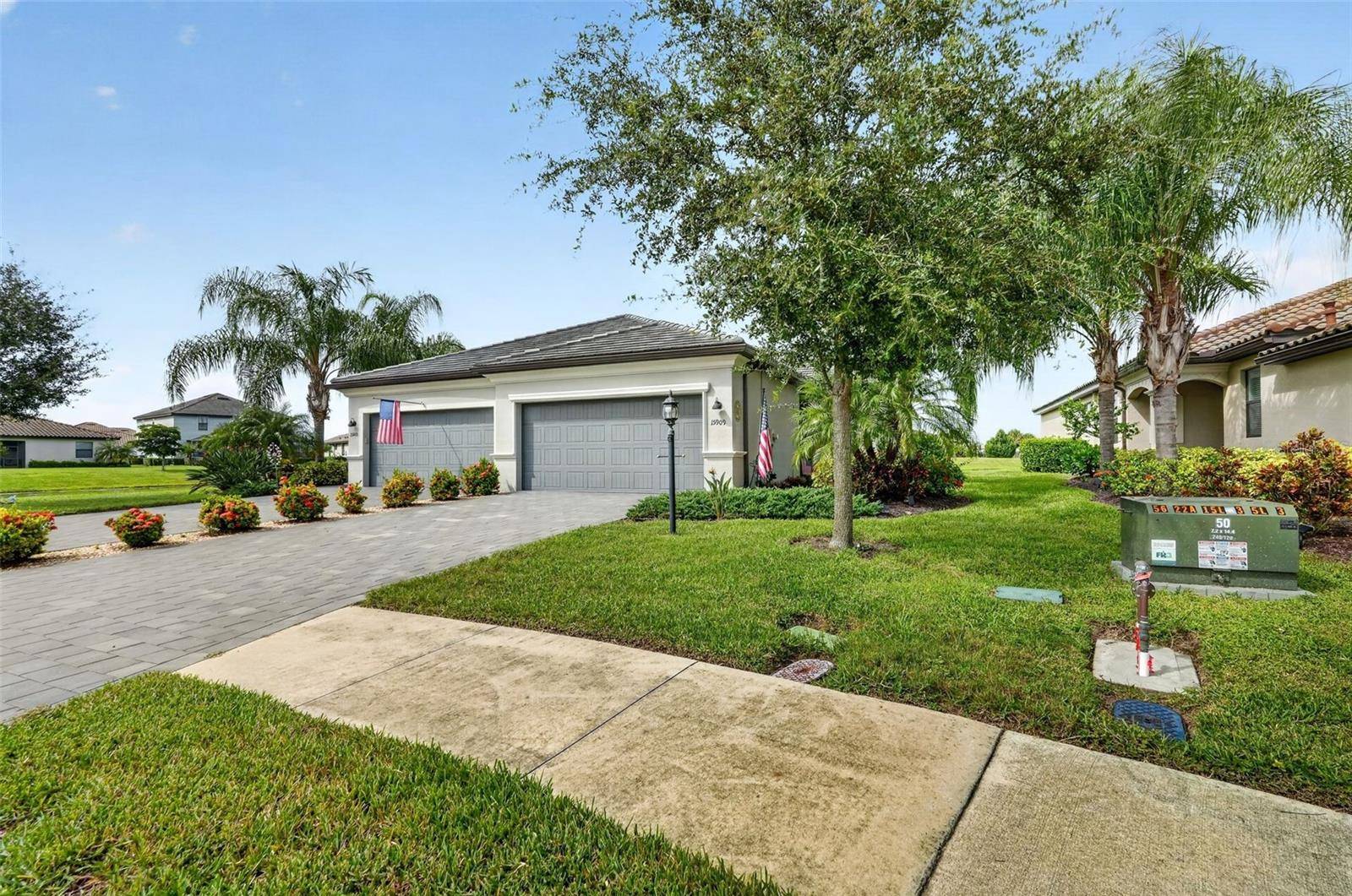 15909 CLEAR SKIES PL, Bradenton, FL 34211