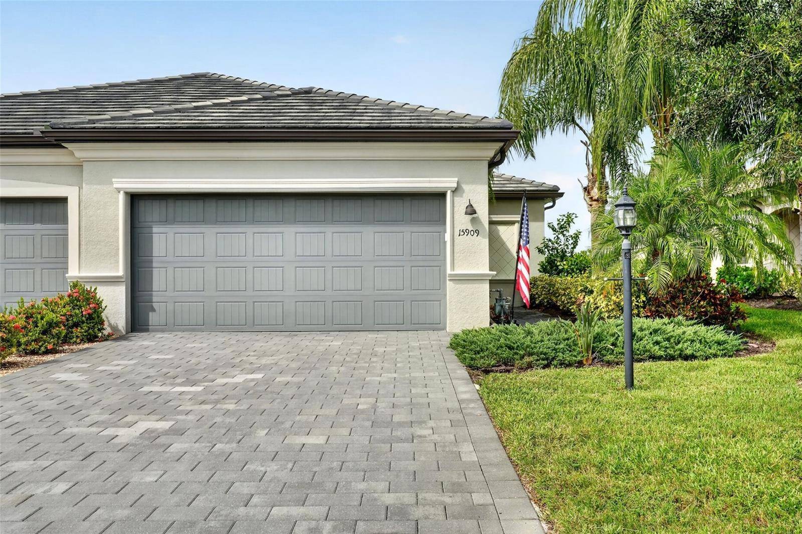 15909 CLEAR SKIES PL, Bradenton, FL 34211
