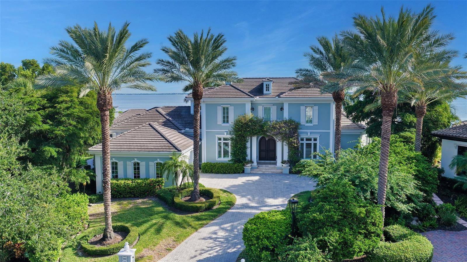560 HARBOR POINT RD, Longboat Key, FL 34228