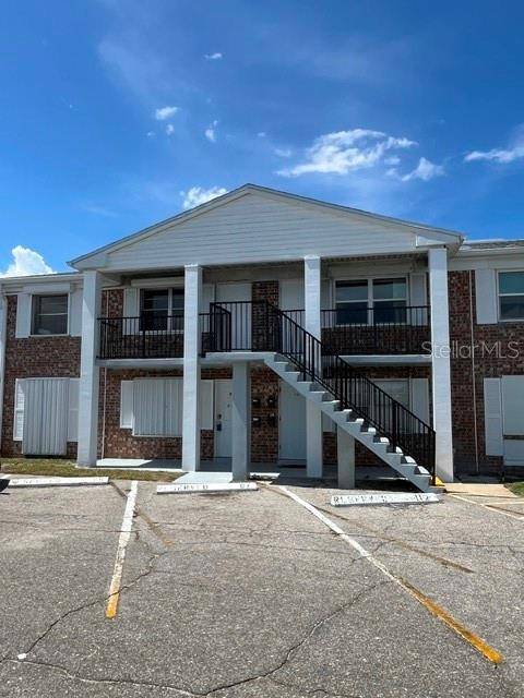 190 E OLMSTEAD DR #F32, Titusville, FL 32780