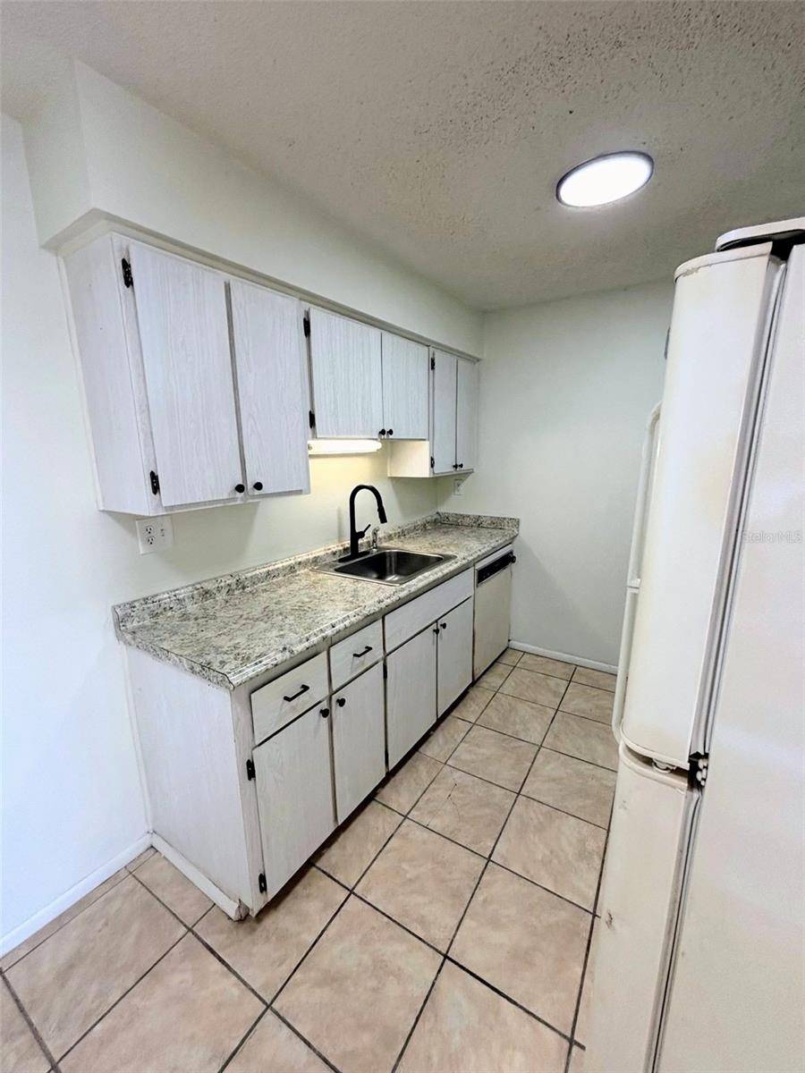 190 E OLMSTEAD DR #F32, Titusville, FL 32780