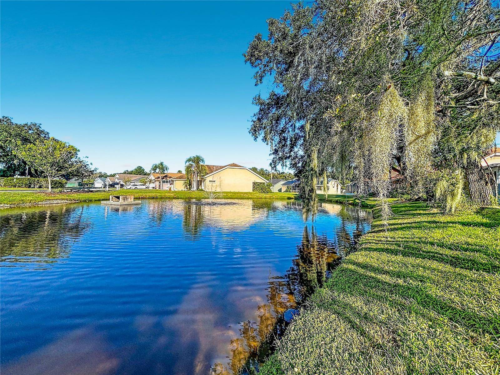 4336 WINDING OAKS CIR, Mulberry, FL 33860