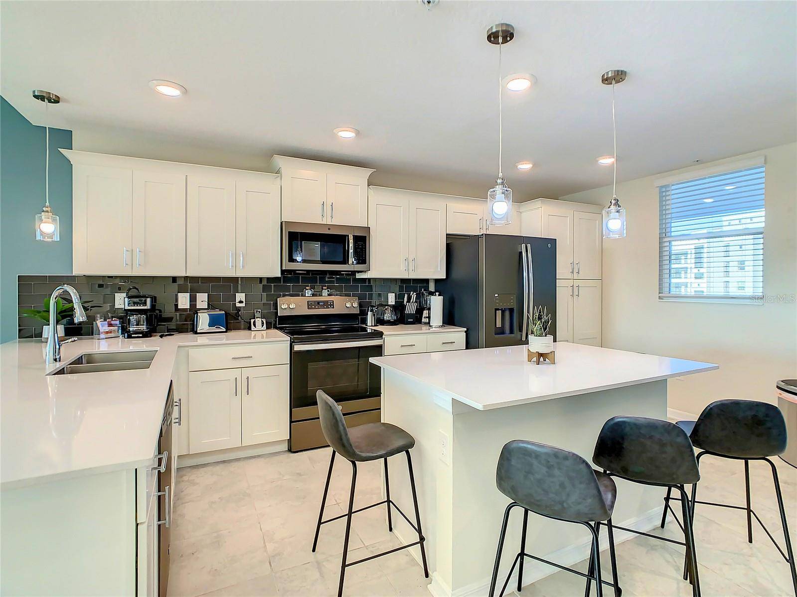 3131 PARADOX CIR #205, Kissimmee, FL 34746