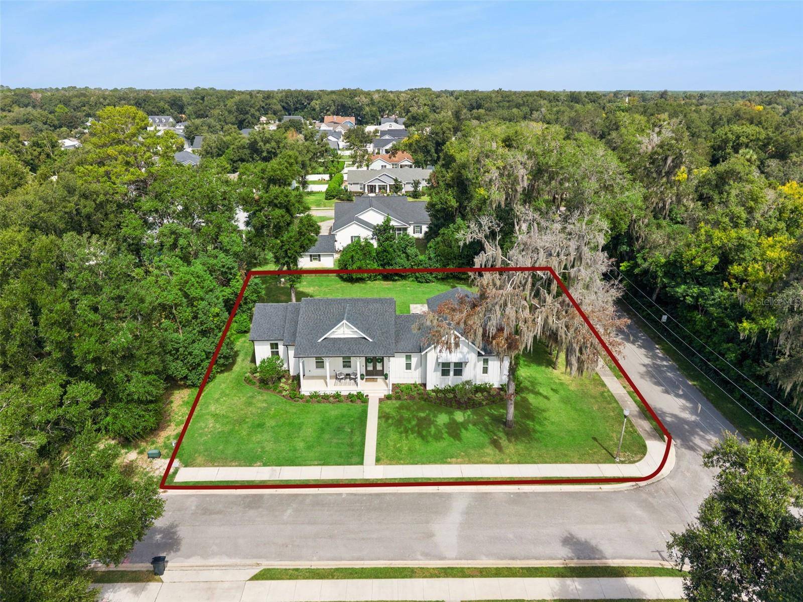 310 W WASHINGTON AVE, Lake Helen, FL 32744