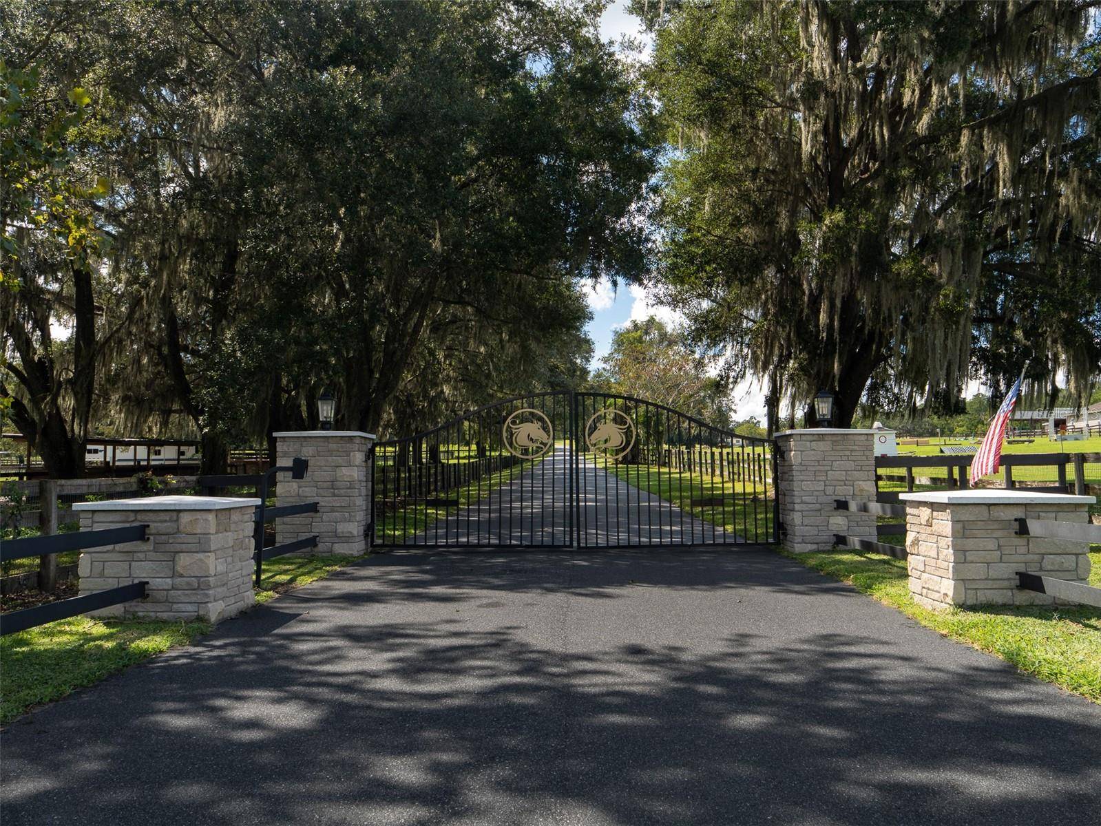 7536 NW 90TH AVE, Ocala, FL 34482