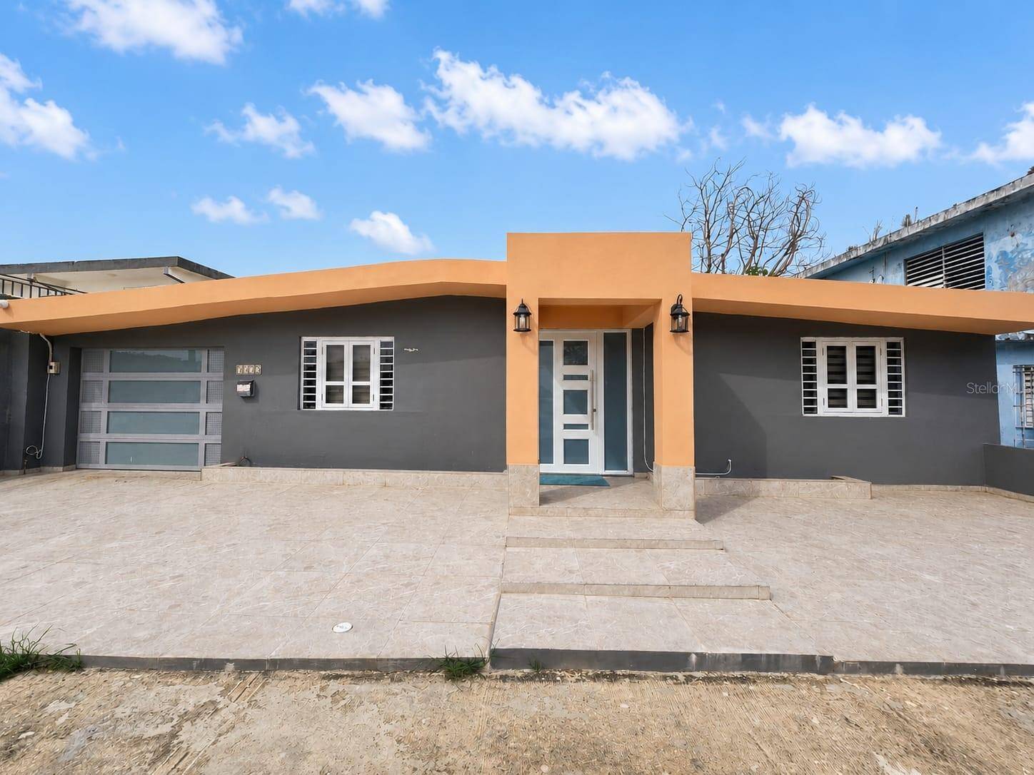 Calle 415 URBANIZACIÓN COUNTRY CLUB, Carolina, PR 00982