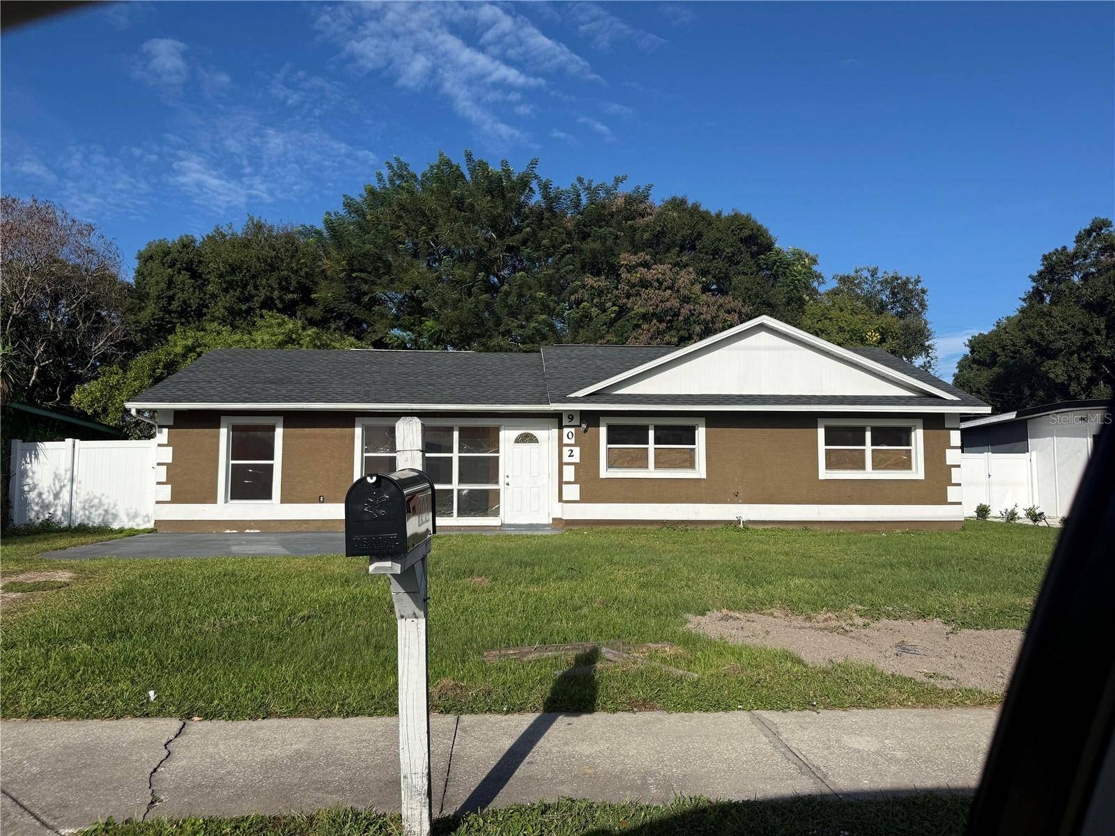 902 N THACKER AVE, Kissimmee, FL 34741