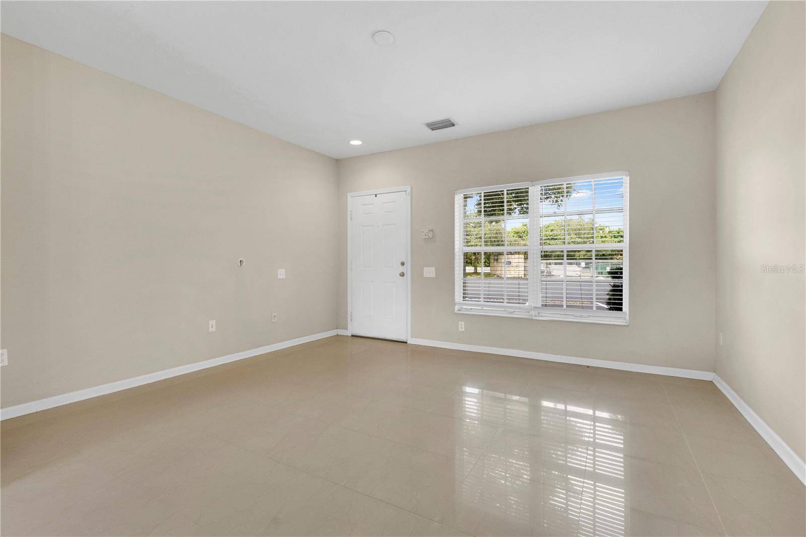 10173 BESSEMER POND CT, Riverview, FL 33578