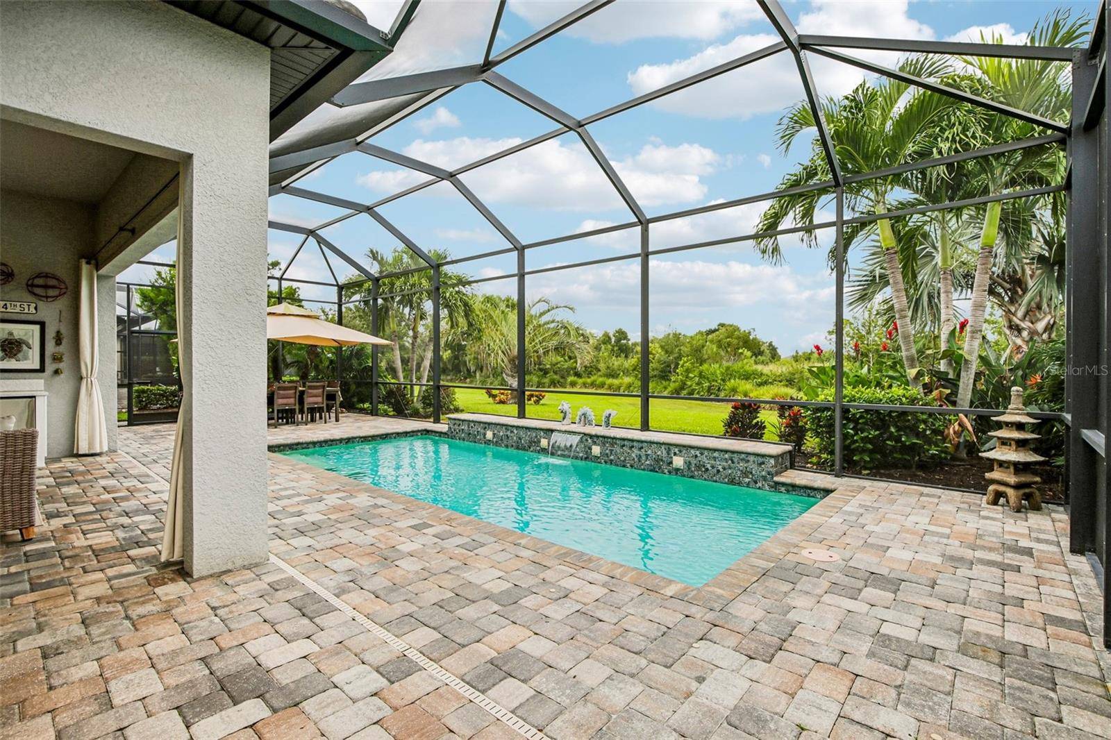 7973 GRANDE SHORES DR, Sarasota, FL 34240