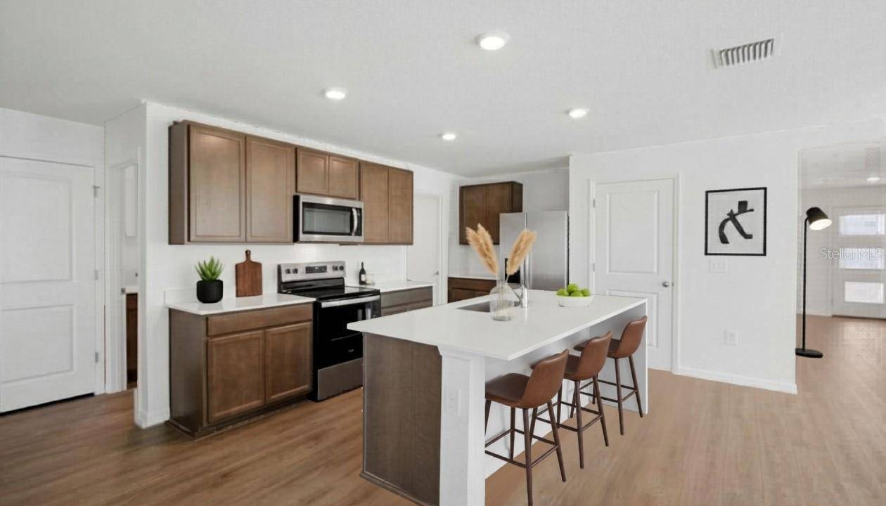 10535 TUCKER RD, Weeki Wachee, FL 34613