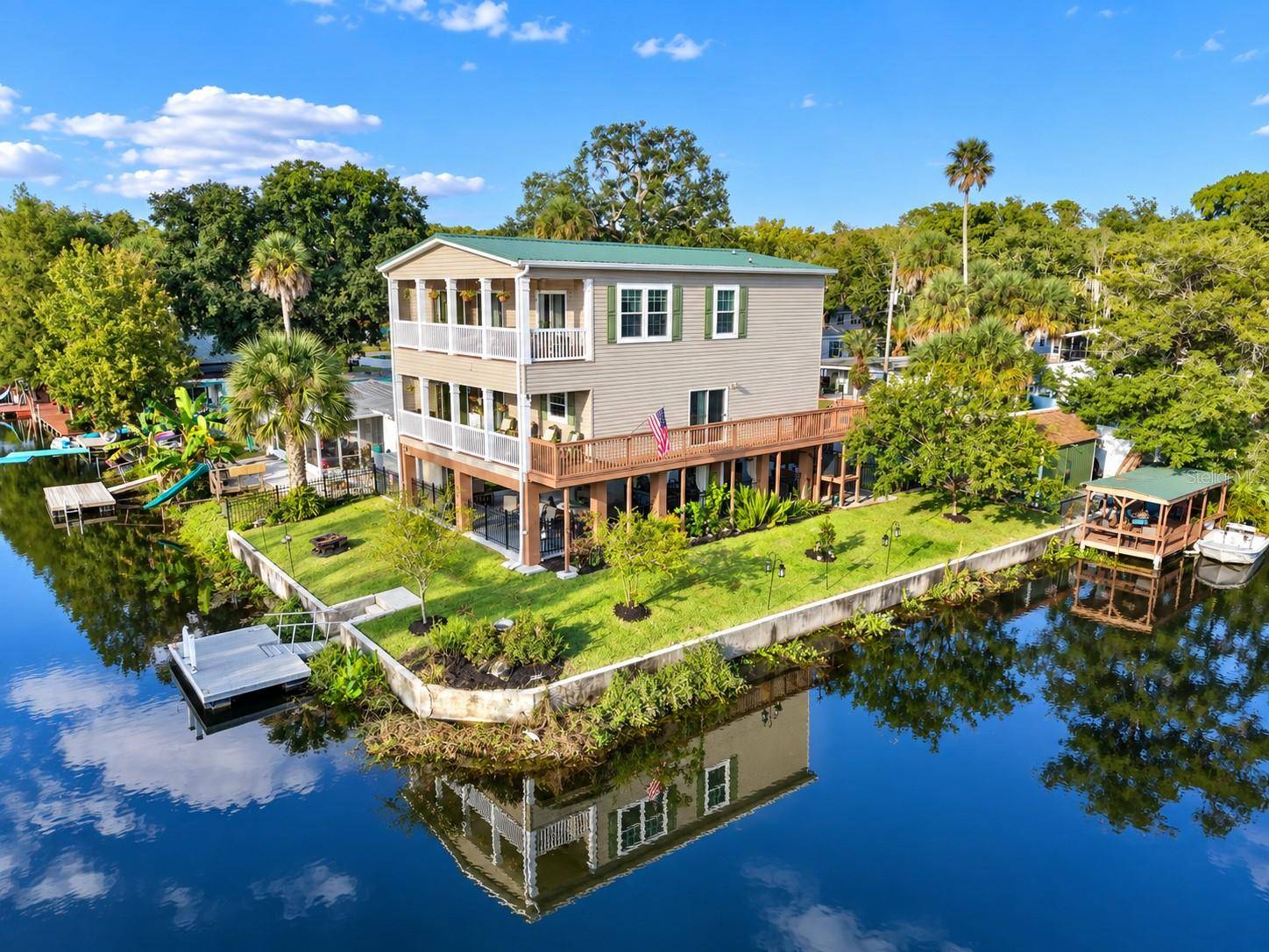 7247 ARBORDALE DR, Weeki Wachee, FL 34607