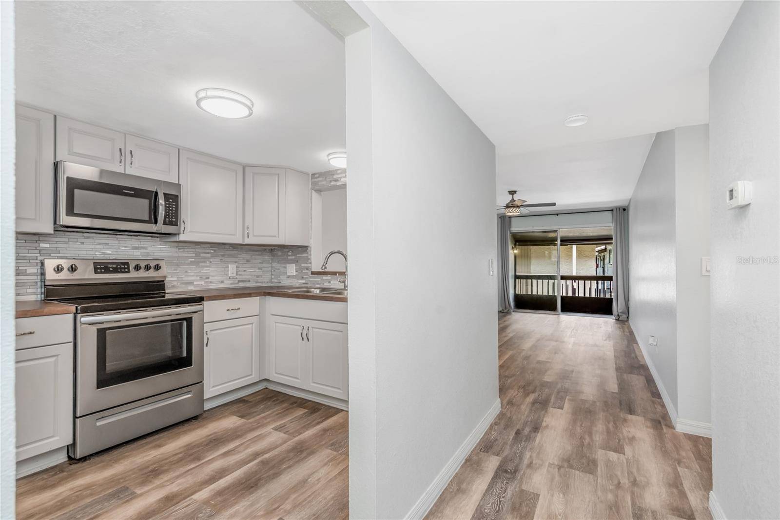 6308 NEWTOWN CIR #8C1, Tampa, FL 33615