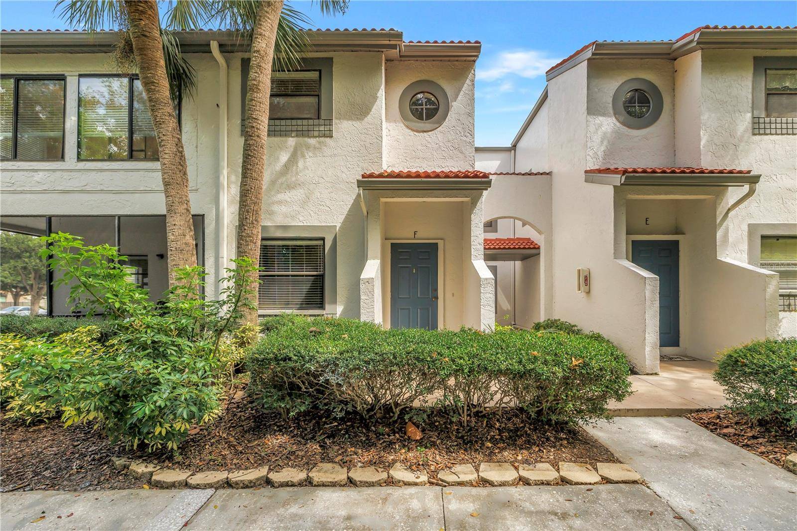 484 SANTA CRUZ PL NE #F, St Petersburg, FL 33703