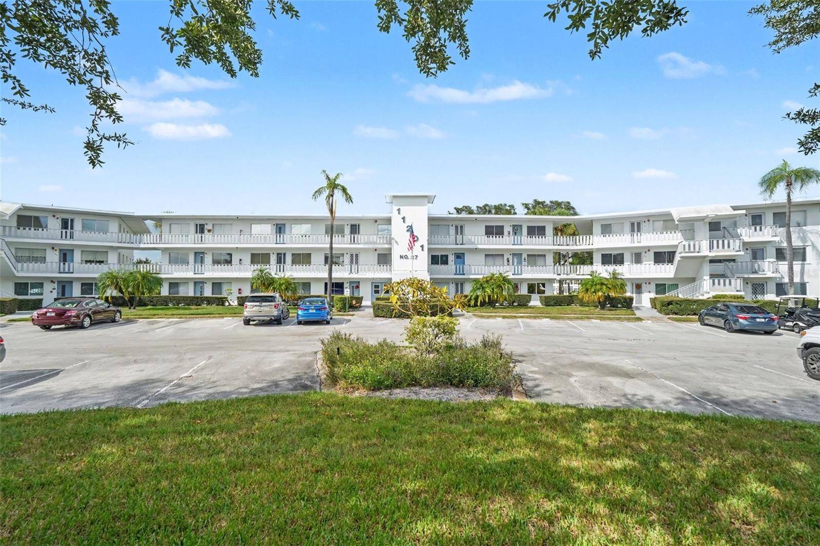 11201 80TH AVE #209, Seminole, FL 33772