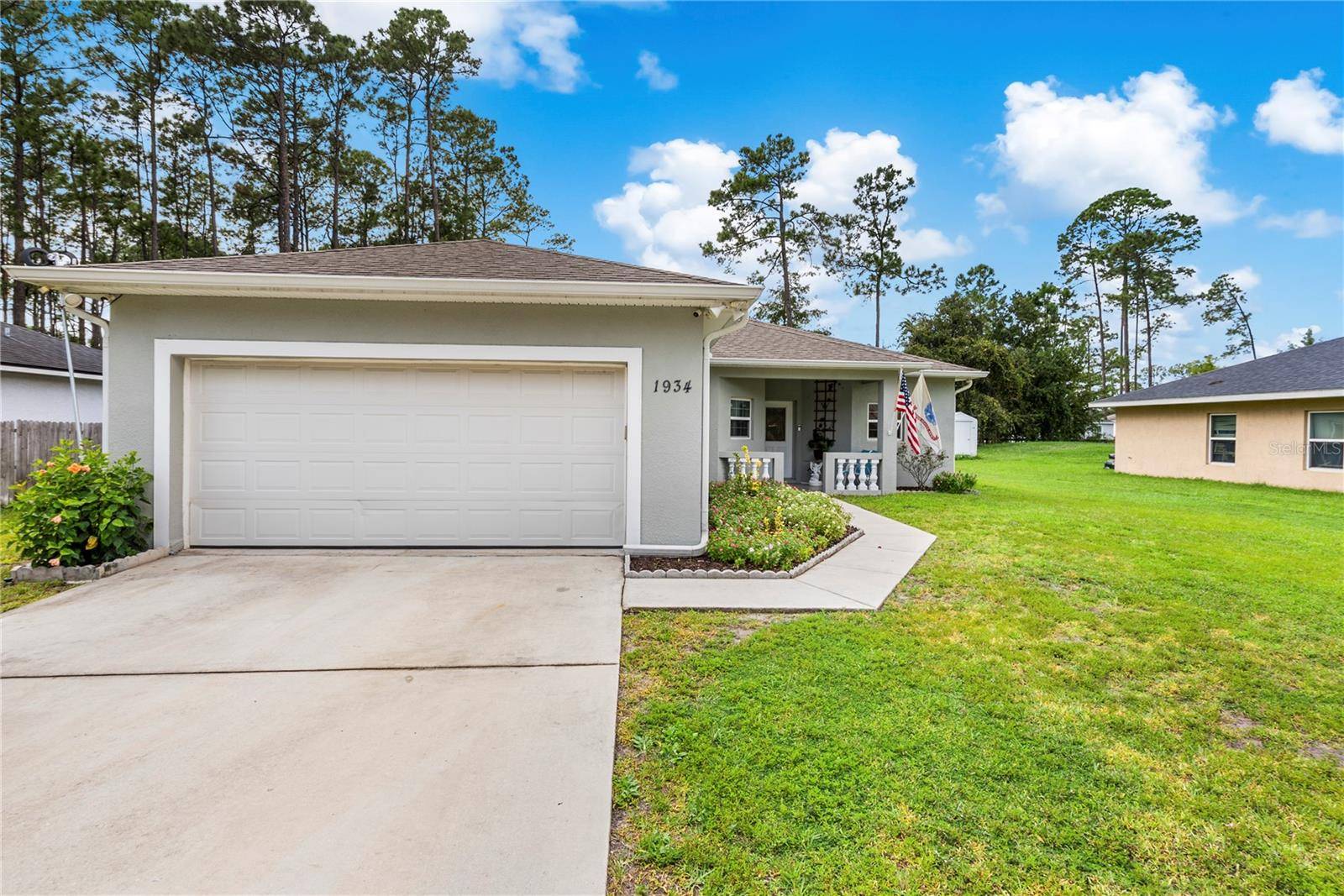 1934 10TH AVE, Deland, FL 32724